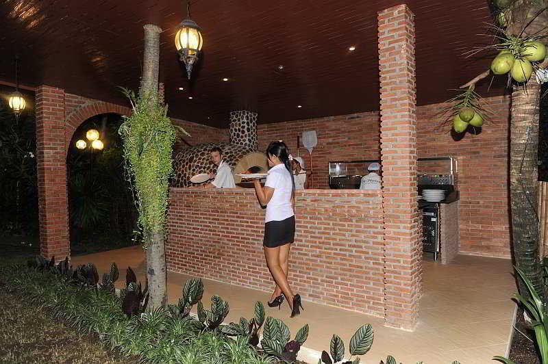 Hotel Hangout Phuket By Kly